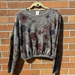 Live In The Moment Cropped Floral Gray Sweater